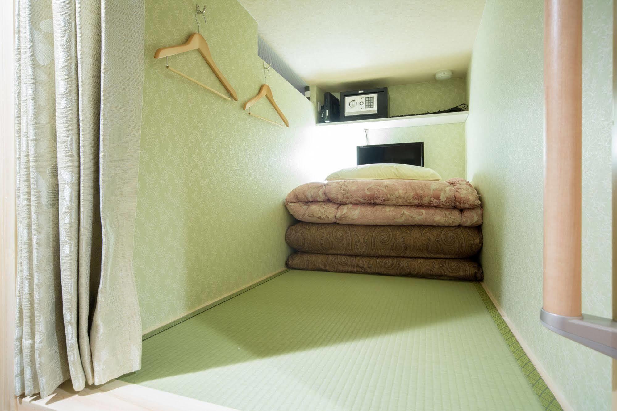 Hostel Wasabi Nagoya Ekimae Exterior foto